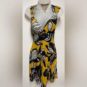 Bisou Bisou Y2K  Mustard yellow and brown  tropical print dress